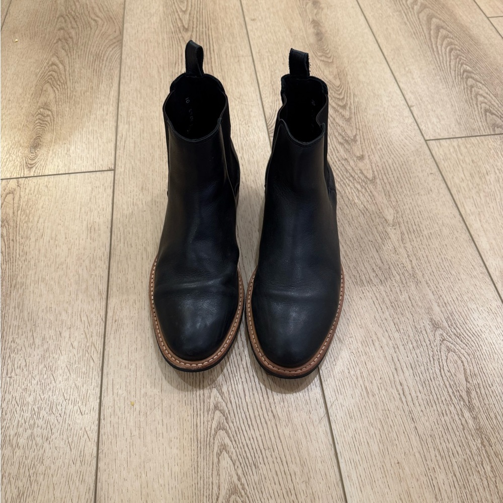 Nisolo Black Leather Ankle Boots